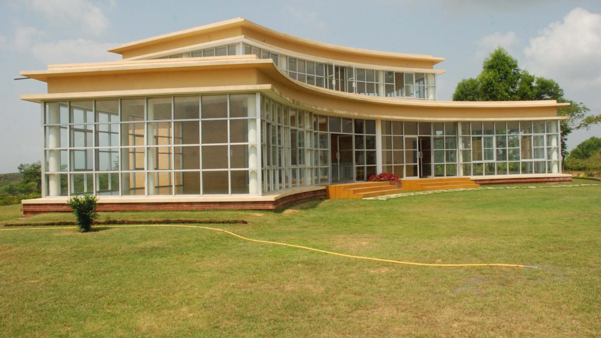 TEA HOUSE AT KOREAN EPZ GOLF COURSE